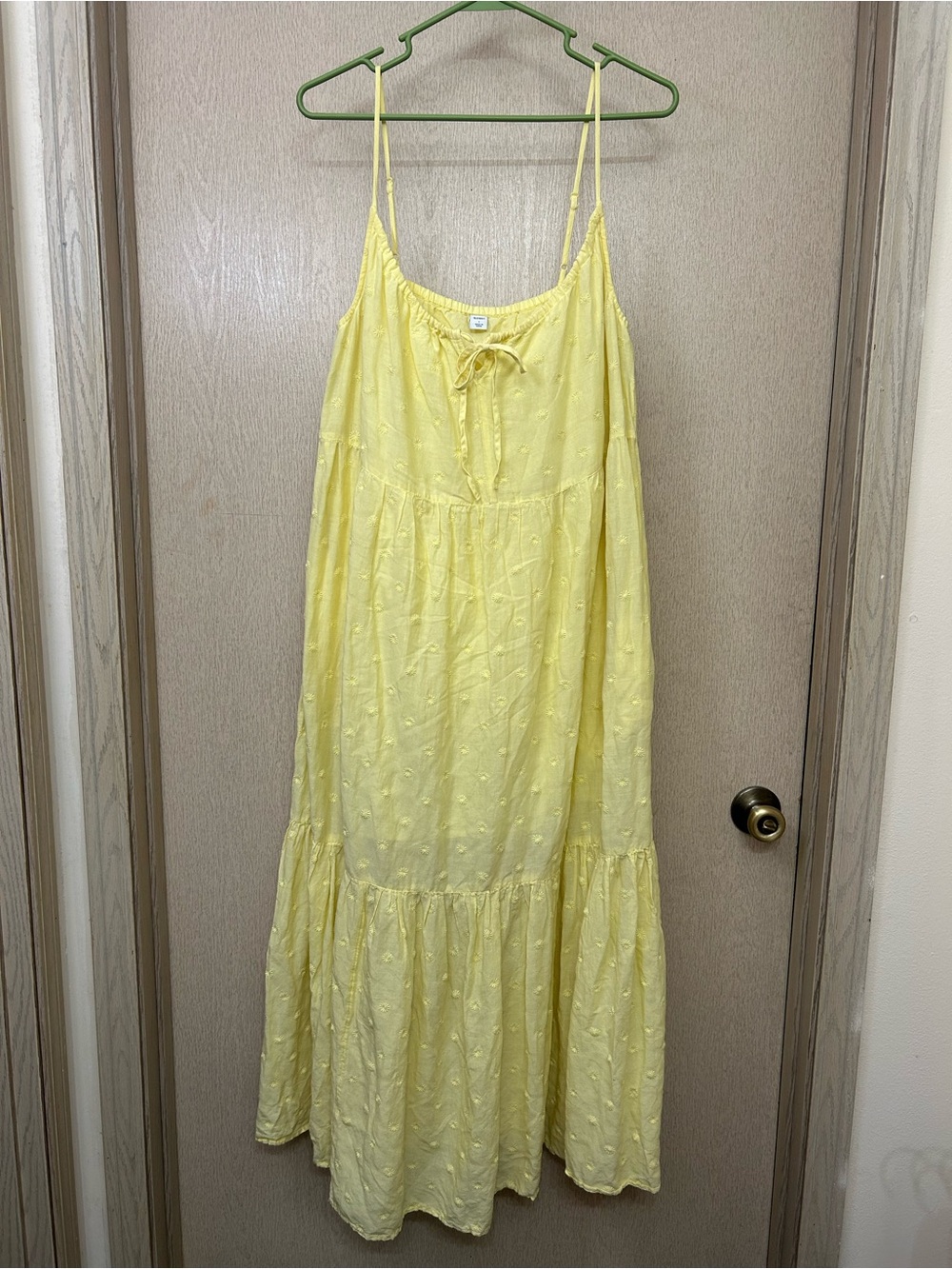 Old Navy Butter Yellow Flower Maxi Dress - Size L